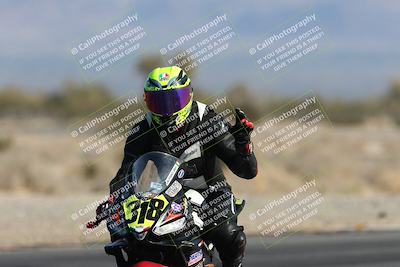 media/Dec-07-2025-CVMA (Sun) [[3e7d2de5dc]]/Race 5-Formula UL-CVMA Hooligans-American Thunder/